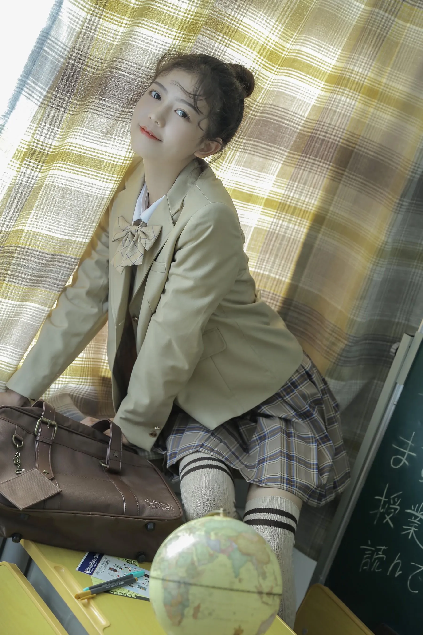 [YITUYU艺图语]2022.08.06 下课一起走 仙女软本人 [29P]插图